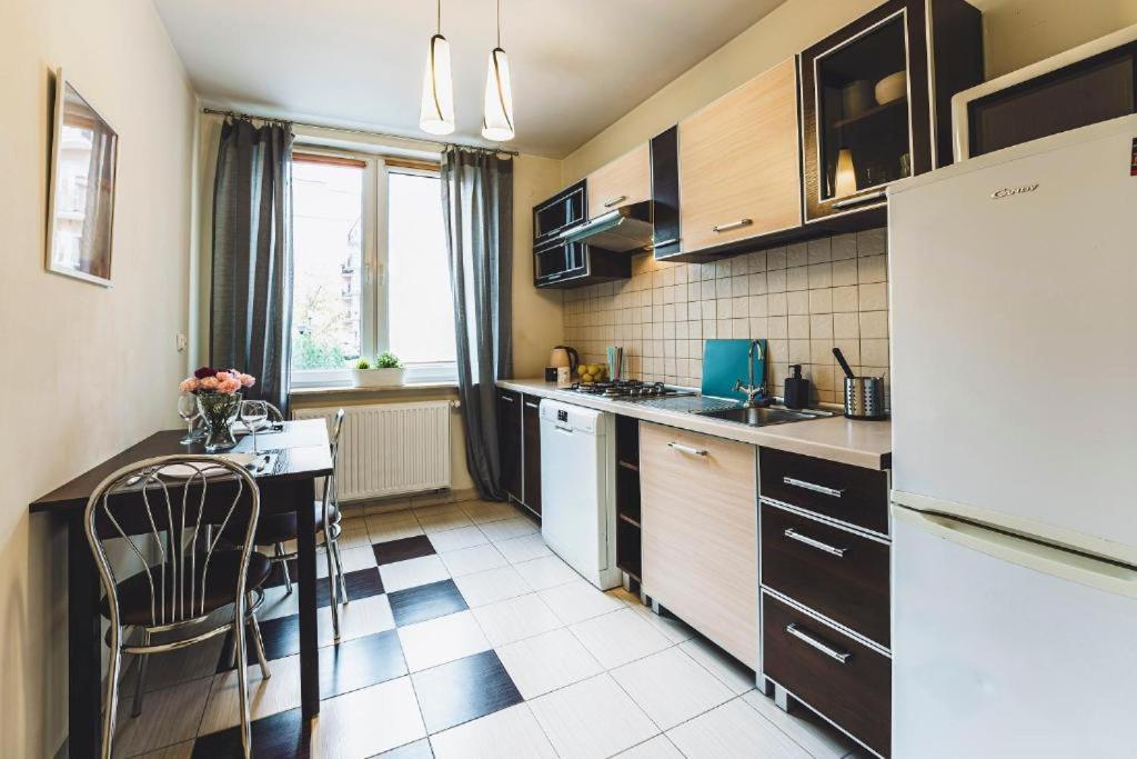 Apartament Niecala Queens Superior Люблін Екстер'єр фото