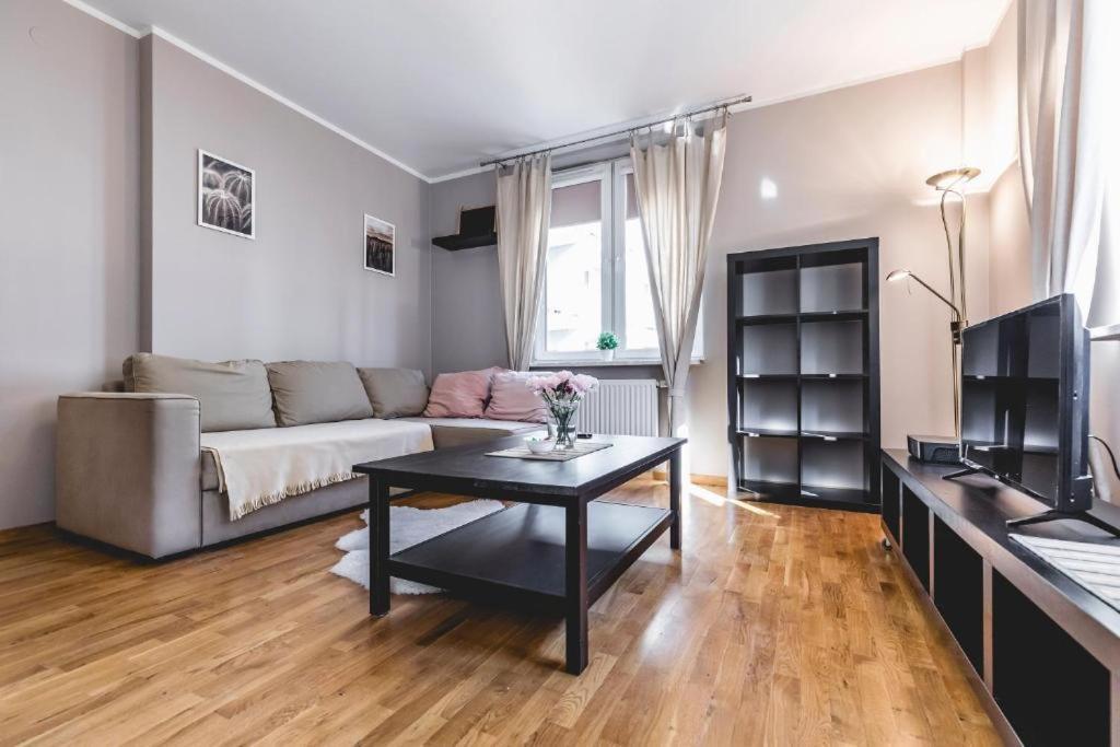 Apartament Niecala Queens Superior Люблін Екстер'єр фото